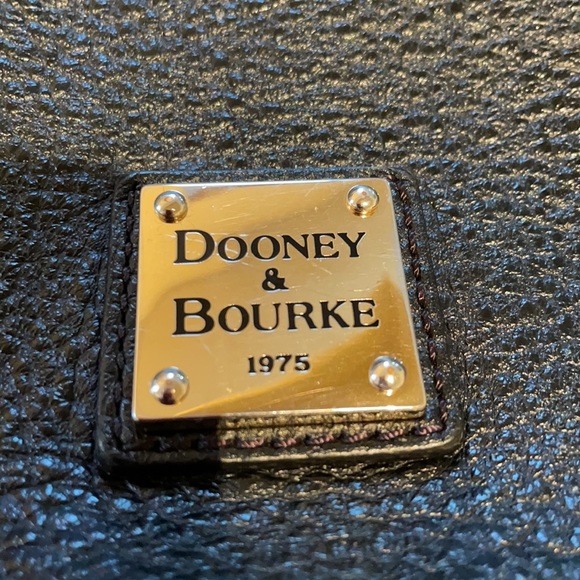 Dooney & Bourke black purse - Picture 10 of 10